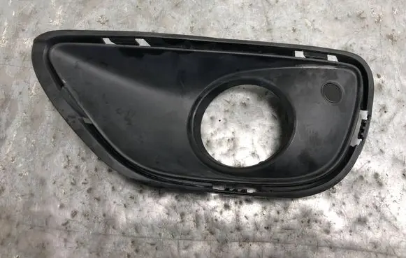 Porsche Cayenne (92A) Front fog light trim/grill 7P5807823BILI 7P5807823 5Q0919275B