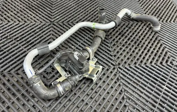 Porsche Panamera (970) Electric auxiliary coolant/water pump 97057222500