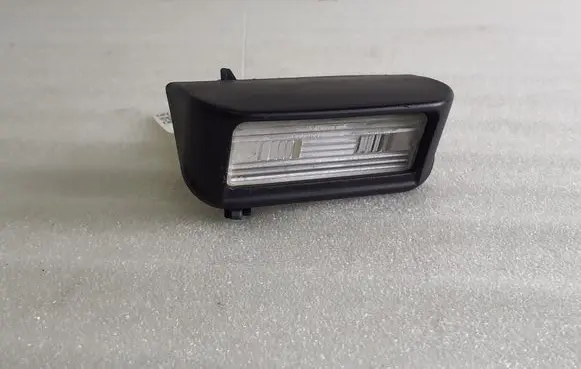 Opel Vivaro Number plate light 9683421680