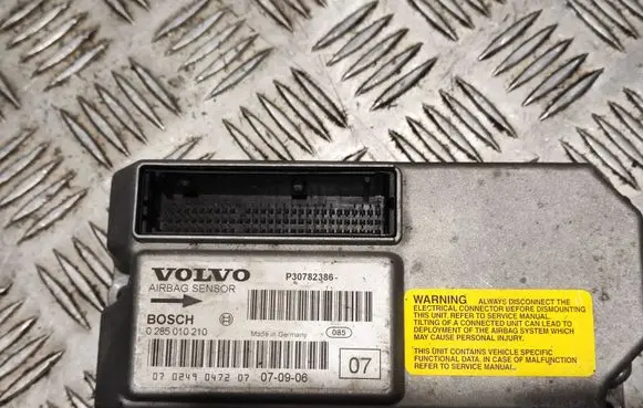 Volvo V70 Airbag control unit/module P30782386