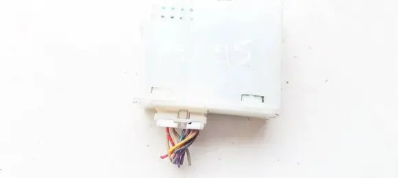 Nissan Primera Other control units/modules 28260au100