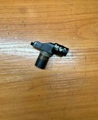 BMW 5 E60 E61 Camshaft position sensor 7794646