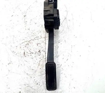 Ford Fusion II Accelerator throttle pedal DG9C9F836AB