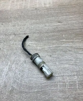 BMW X3 E83 Brake pads wear sensor 1393746
