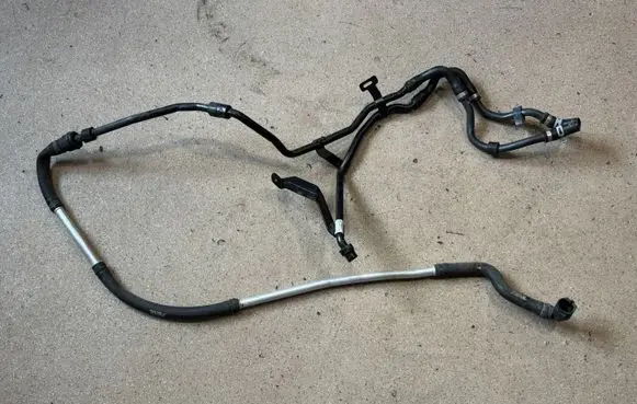 Volkswagen Golf VIII Engine coolant pipe/hose 5Q1820693H