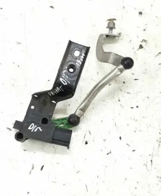 Volkswagen PASSAT B8 Headlight/headlamp level sensor 5Q0907503 301097 0915H0180HH