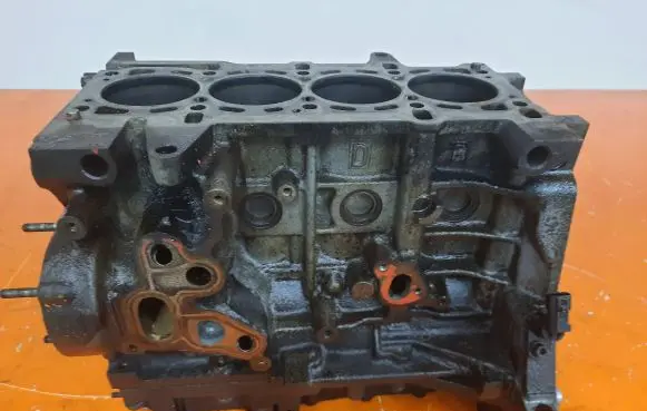 Fiat Punto (199) Engine block 199A2000