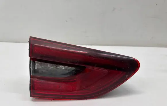 Opel Insignia B Tailgate rear/tail lights 39107534