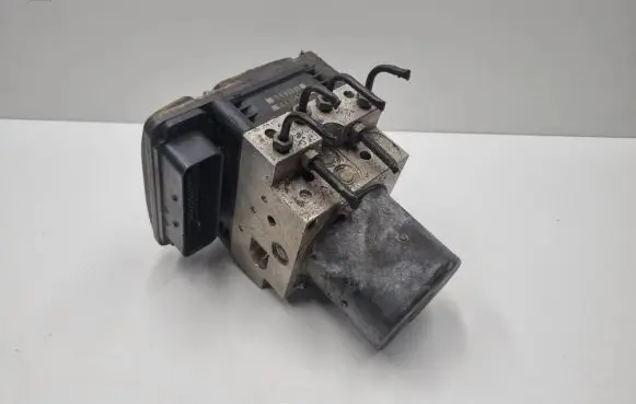 Mercedes-Benz E W211 ABS Pump A2114313812 2114313812