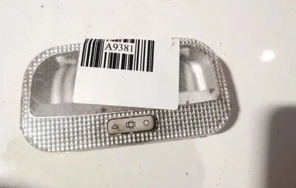 Peugeot 3008 I Other interior light 9682063980