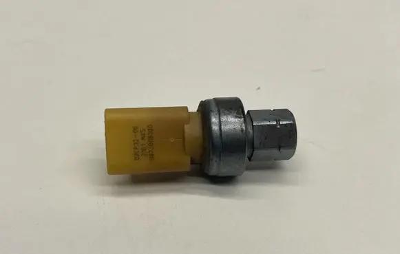 Citroen C3 Aircross Air conditioning (A/C) pressure sensor 9673006380 92CP3206
