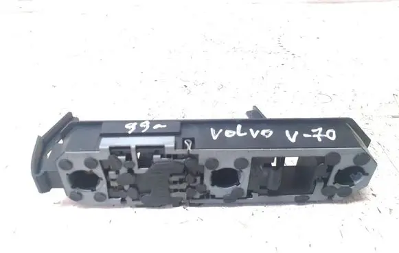 Volvo S70 V70 V70 XC Tail light bulb cover holder 3512419