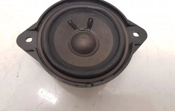 Audi A5 8T 8F Front door speaker 8T0035416