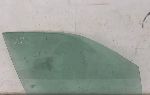Opel Mokka X Front door window glass four-door