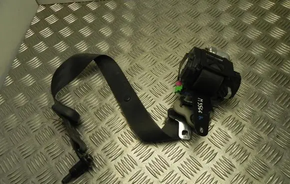 Chevrolet Captiva Front seatbelt 96852897 M3566