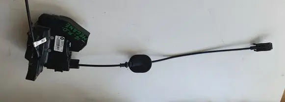 Renault Megane IV Front door lock