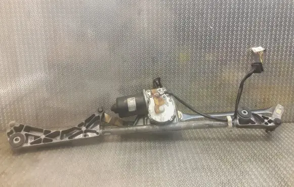 Mercedes-Benz C W203 Front wiper linkage and motor 2038200342 A2038200342