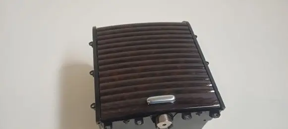 Bentley Continental Glove box central console 3W8858337
