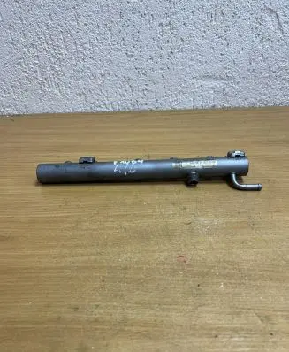 Mercedes-Benz GL X164 Fuel main line pipe A6420700495 F1054