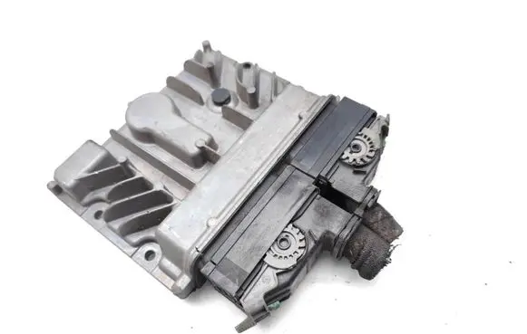 Opel Astra H Engine control unit/module 55588354 55579719