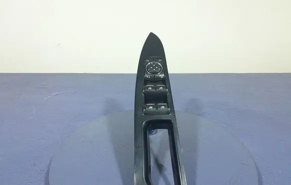 Ford Mondeo MK I Electric window control switch DG9T14540DDW