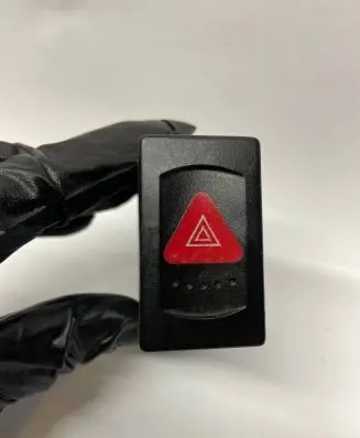 Volkswagen PASSAT B5.5 Hazard warning light relay 3B0953235D PNT60D0T PA66GF30