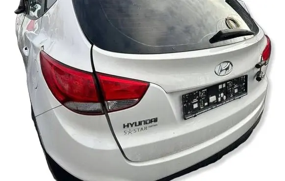 Hyundai ix35 Truck tailgate 