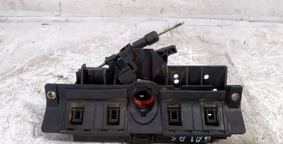 Audi A6 S6 C5 4B Tailgate opening switch 8D9827565 4B0827565