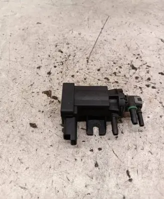 Peugeot 308 Turbo solenoid valve 9674084680 55568244 166112209