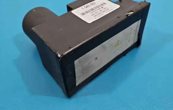 Audi A3 S3 8L Central locking vacuum pump 8L0862257A IMPRK1543657