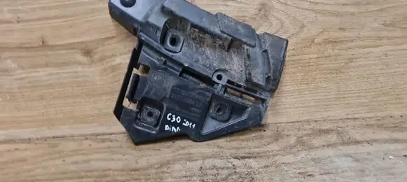Volvo C30 Fender mounting bracket 31214884