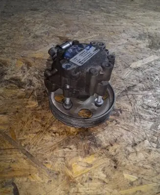 Peugeot 607 Power steering pump 9640886480 7617955508