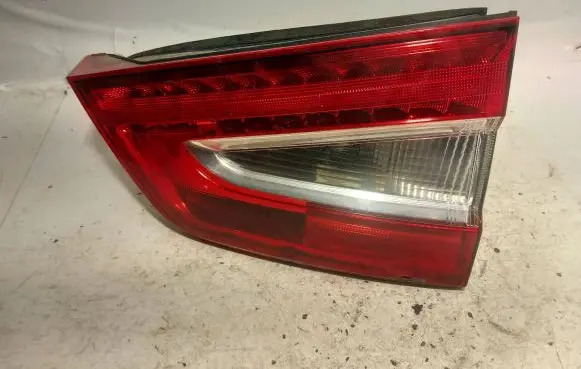 Ford Galaxy Tailgate rear/tail lights 17701712