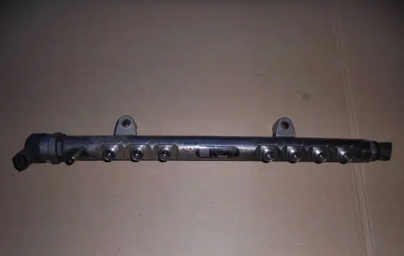 Volvo XC60 Fuel main line pipe 008765 30777759 0445215025