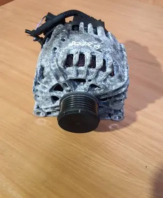 Peugeot 3008 I Generator/alternator 9678048880 2614016D