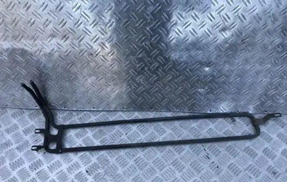 Engine oil radiator