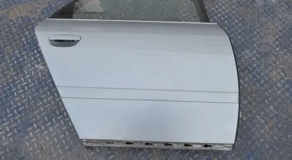 Audi A6 S6 C5 4B Rear door