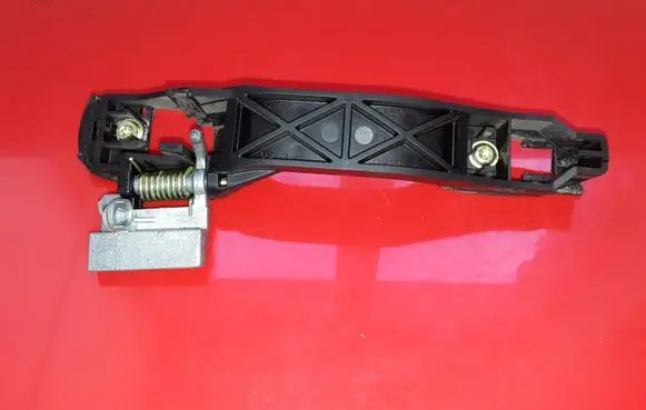 Rear door exterior handle/bracket