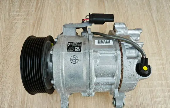 BMW X4 G02 Air conditioning (A/C) compressor (pump) 7948805