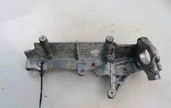 Mercedes-Benz CLA C117 X117 W117 Engine mounting bracket A6510942727