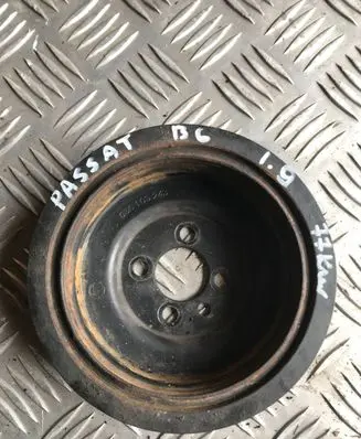 Volkswagen PASSAT B6 Crankshaft pulley 03G105243