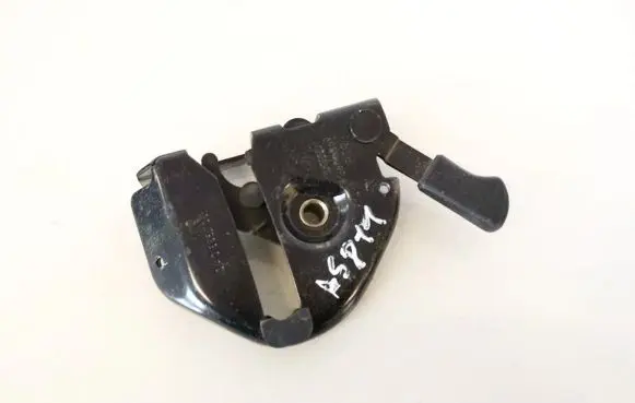 Volkswagen PASSAT B4 Seat back rest lock catch 8a0885738