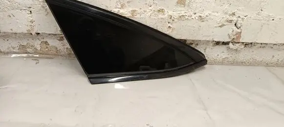 Mercedes-Benz GLE (W166 - C292) Rear vent window glass 