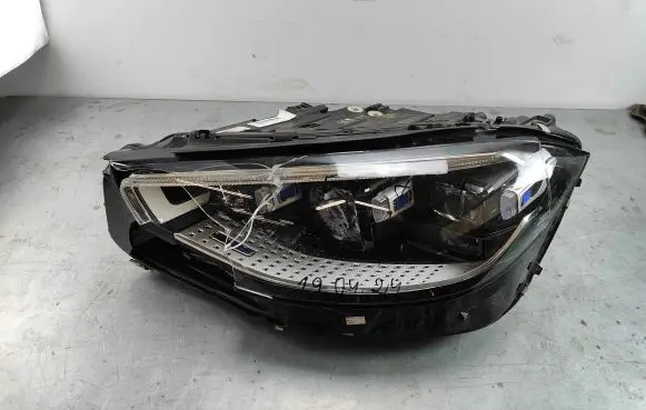 Mercedes-Benz S W223 Headlight/headlamp a2239061704