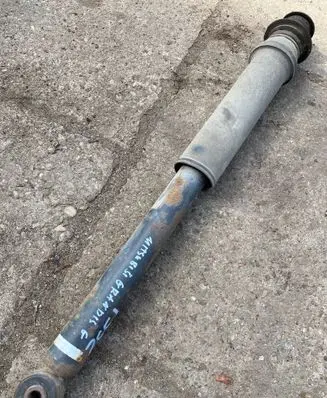 Mitsubishi Grandis Rear shock absorber/damper