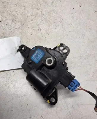 Hyundai Sonata Air flap motor/actuator AB1R3000