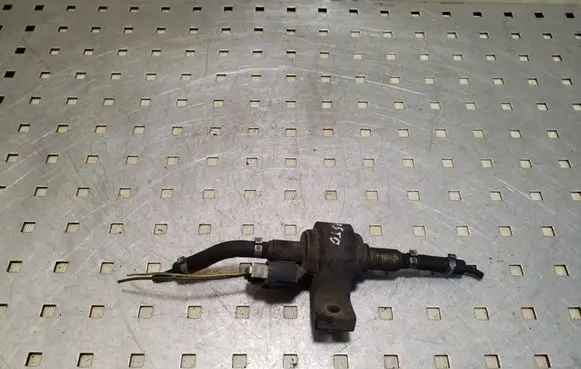 Volkswagen Touareg I Webasto auxiliary heater fuel pump 