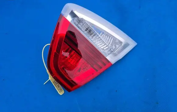 BMW 3 E90 E91 Tailgate rear/tail lights 6937460
