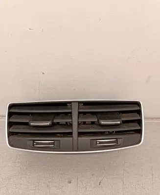 Audi A8 S8 D4 4H Rear air vent grill 4H0819203A 4H0819203B