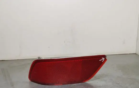 Subaru Forester SK Rear tail light reflector 34898
